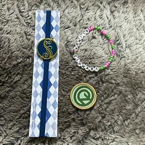 Wicked: For Good Bundle Lot 3 Accessories Bookmark Embroidered Patch Bracelet